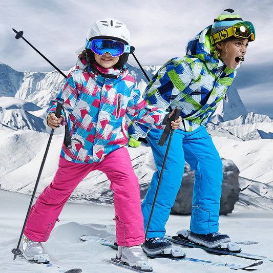 Kids' Ski Suit Set - Waterproof, Warm & Stylish Outfit for Young Ski Enthusiasts